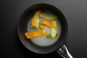 Preparazione Torta estiva al mango con savoiardi - Fase 3
