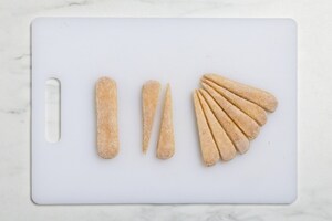 Preparazione Torta estiva al mango con savoiardi - Fase 5