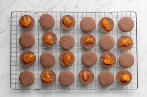 Preparazione Biscotti Sacher - Fase 4