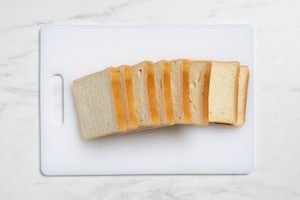 Preparazione Honey butter toast al formaggio - Fase 2