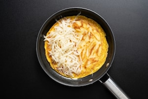 Preparazione Omelette con patate - Fase 4