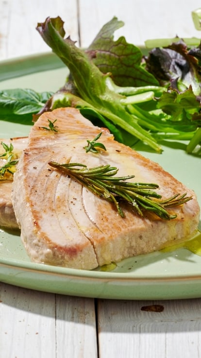 La cena perfetta per stasera? Tonno fresco in padella, semplice e gustoso