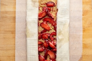 Preparazione Strudel di prugne vegano - Fase 4