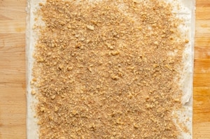 Preparazione Strudel di prugne vegano - Fase 3