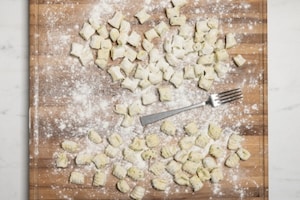 Preparazione Gnocchi di zucchine - Fase 4