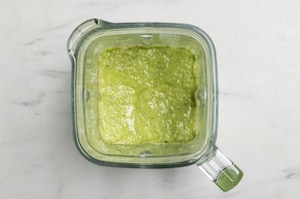 Preparazione Pesto di zucchine crude - Fase 2