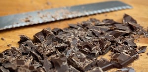 Preparazione Torta di crepes con mousse di cioccolato - Fase 2