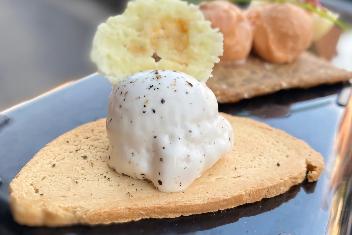 Gelato Cacio e Pepe: tutto quello che c’è da sapere sul gusto dedicato alla celebre pasta