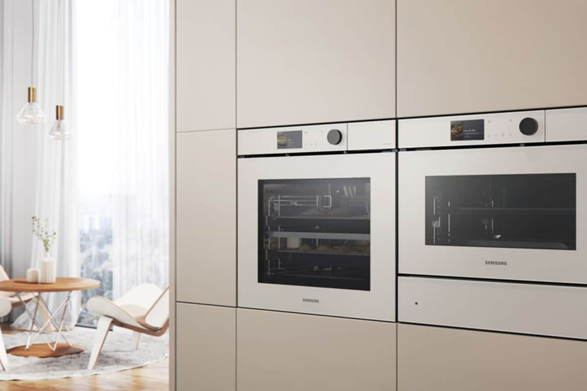 Ecco il nuovo forno Samsung per cucinare in diretta streaming (e non solo)