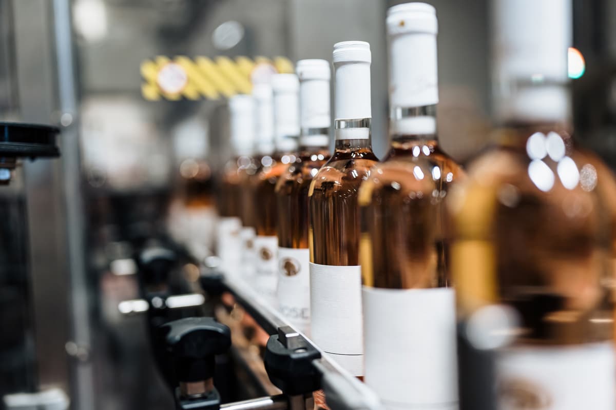 Le etichette sul vino e gli alcolici in Irlanda: ecco perché se ne parla tanto