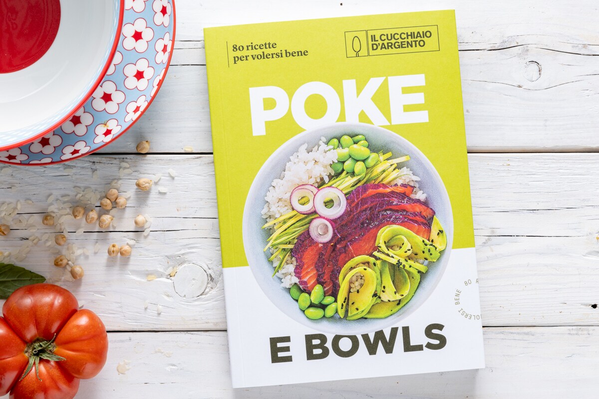 Poke e bowls, 80 ricette per volersi bene: ecco il nostro nuovo libro!