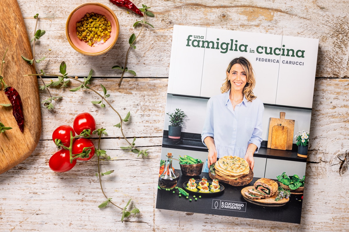 Il nuovo libro de Il Cucchiaio d’Argento firmato da Federica Carucci è in libreria! 