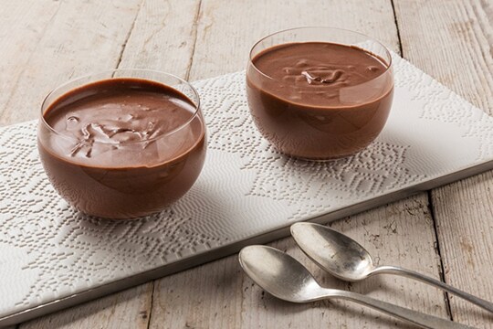 Guarda il video della Mousse al cioccolato senza uova