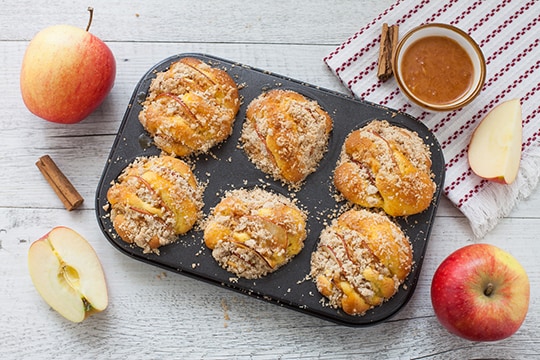 Guarda il video dei Muffin alle mele e briciole di pasta frolla