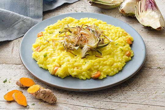 Guarda il video del Risotto alla curcuma con carciofi fritti