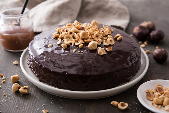 Guarda il video della Torta di castagne glassata