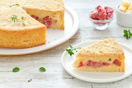Guarda il video della Torta di patate con prosciutto, formaggio e salame