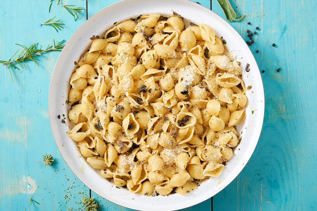 Conchiglie con capperi e olive ricetta