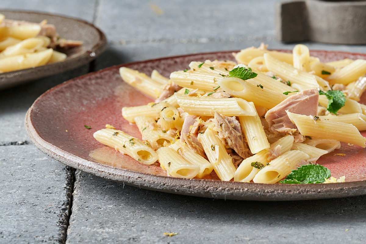 Pasta con tonno in bianco ricetta