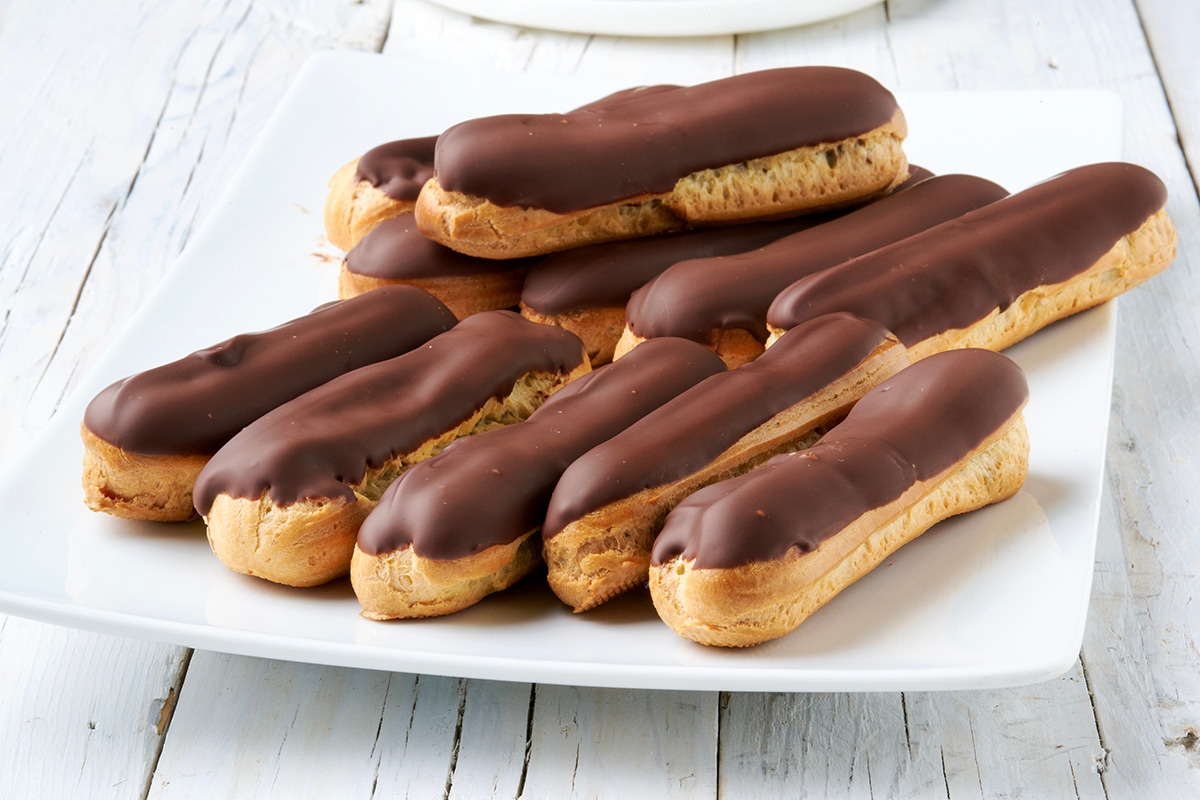 Éclair al cioccolato  ricetta