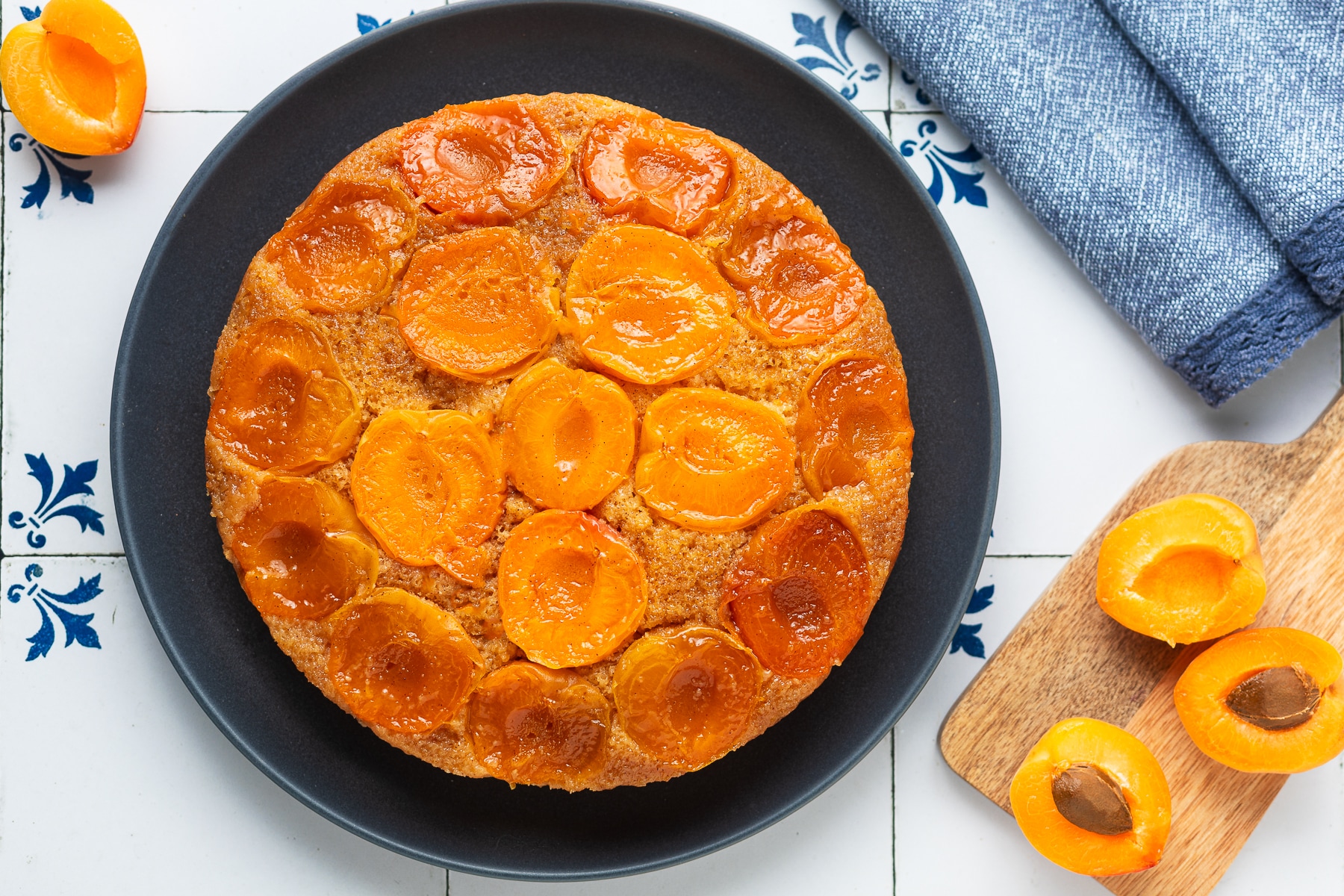 Torta rovesciata di albicocche ricetta