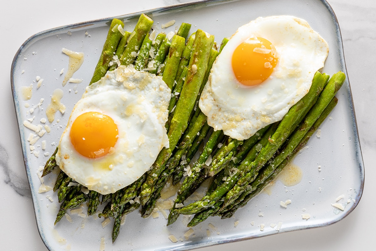 Uova e asparagi ricetta