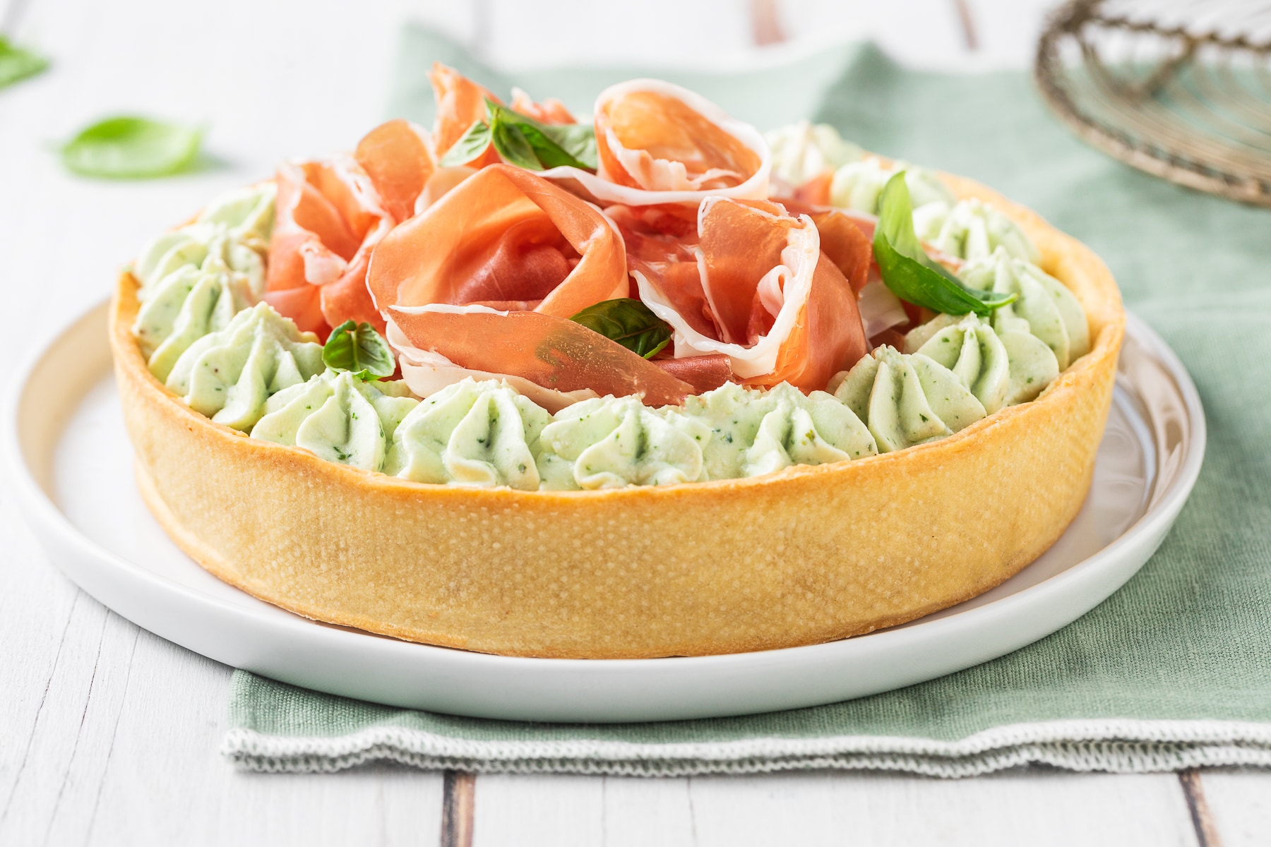 Crostata salata con mousse di ricotta ricetta