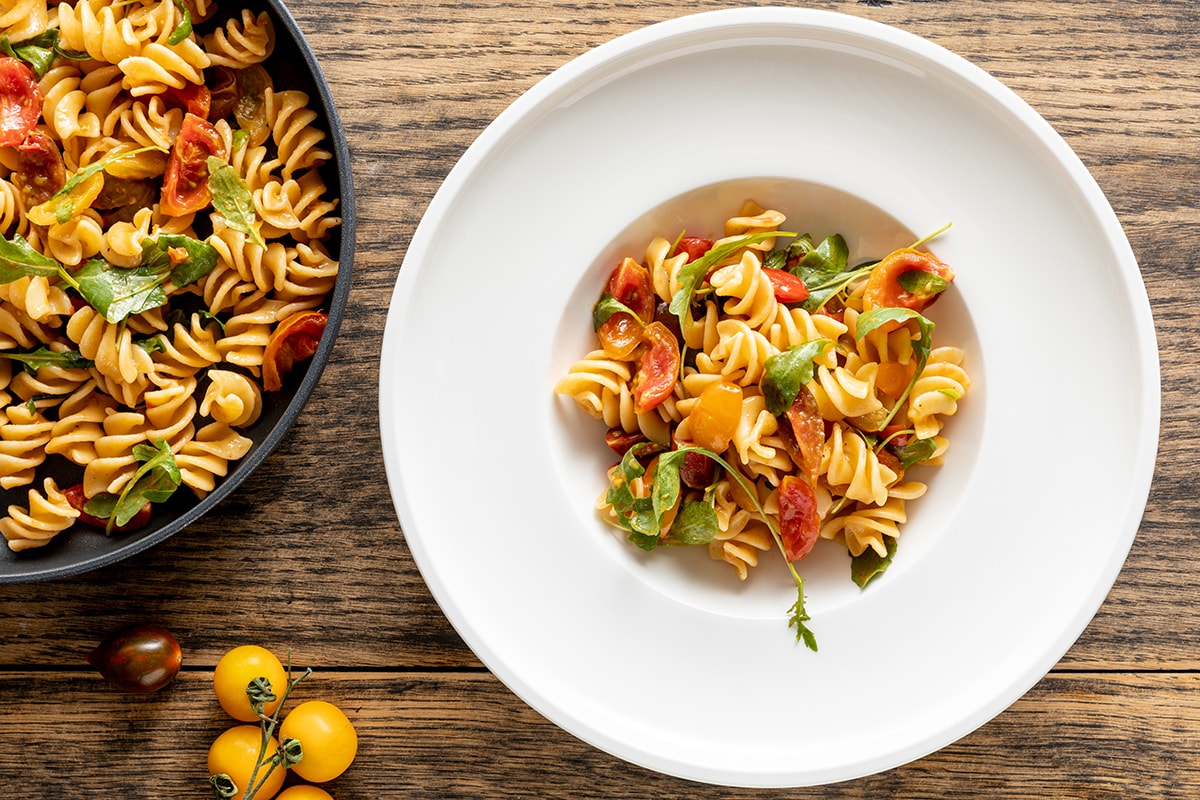 Pasta con rucola e pomodorini ricetta