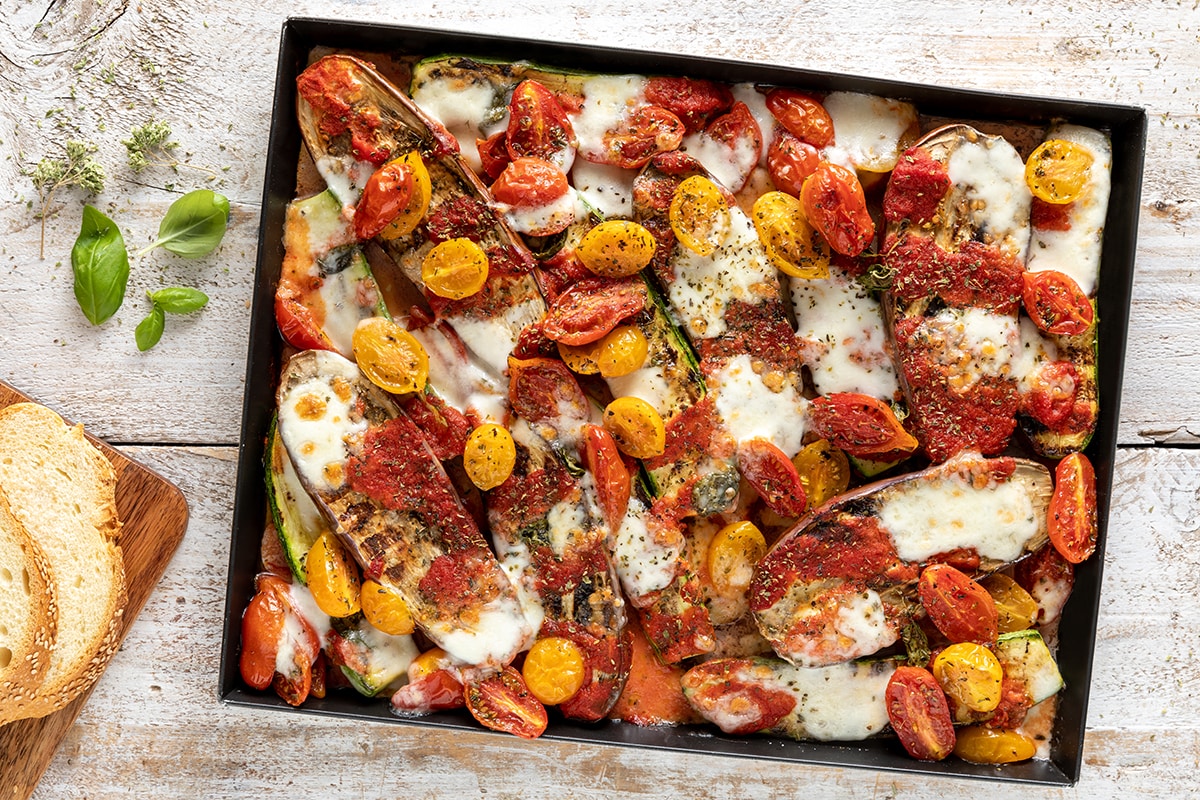 Verdure estive gustose al forno ricetta