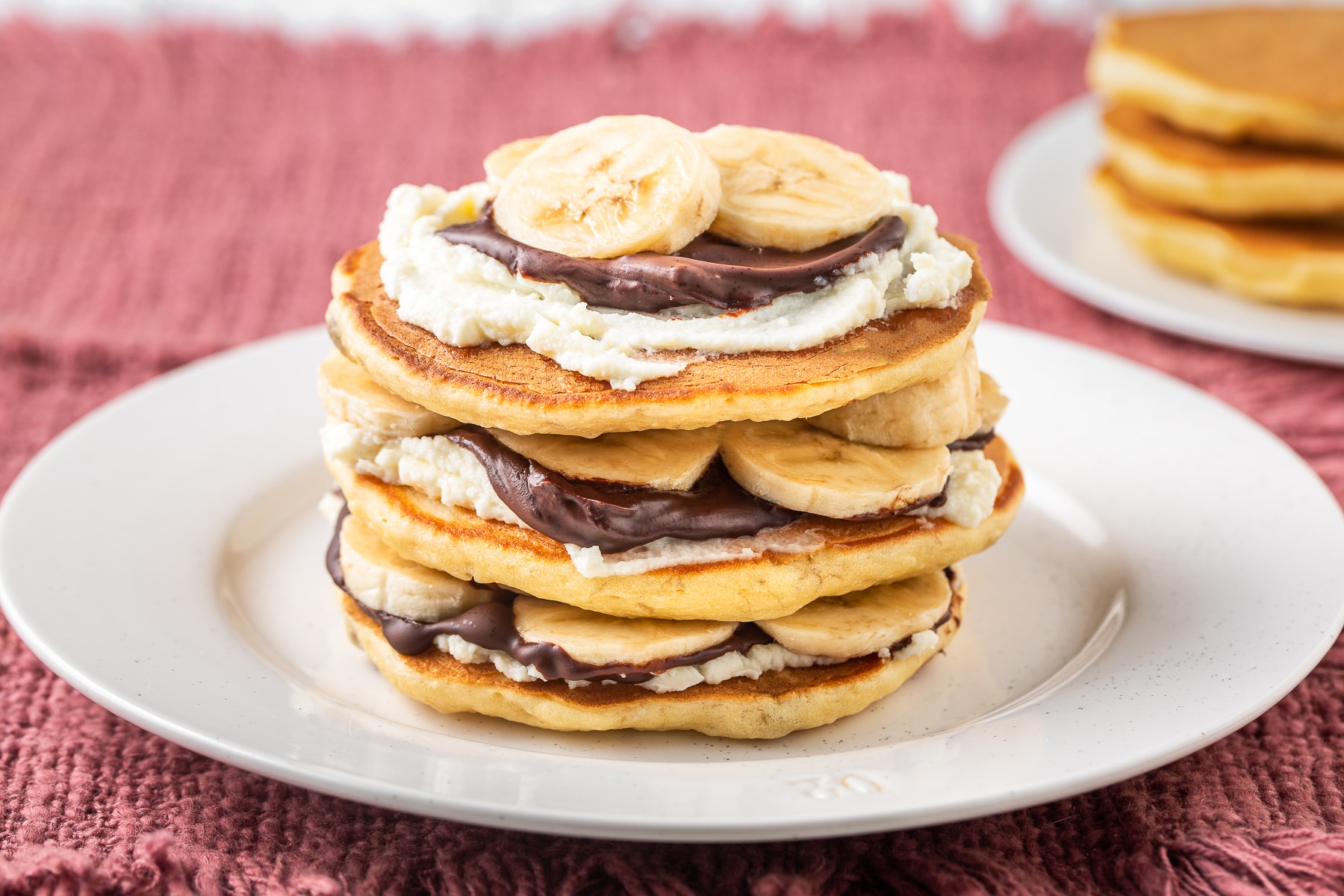 PANCAKE ALLA BANANA CON MANDORLE - Let it Beetroot