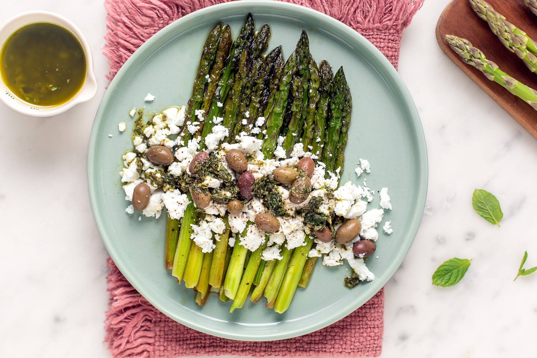 Asparagi con feta ricetta