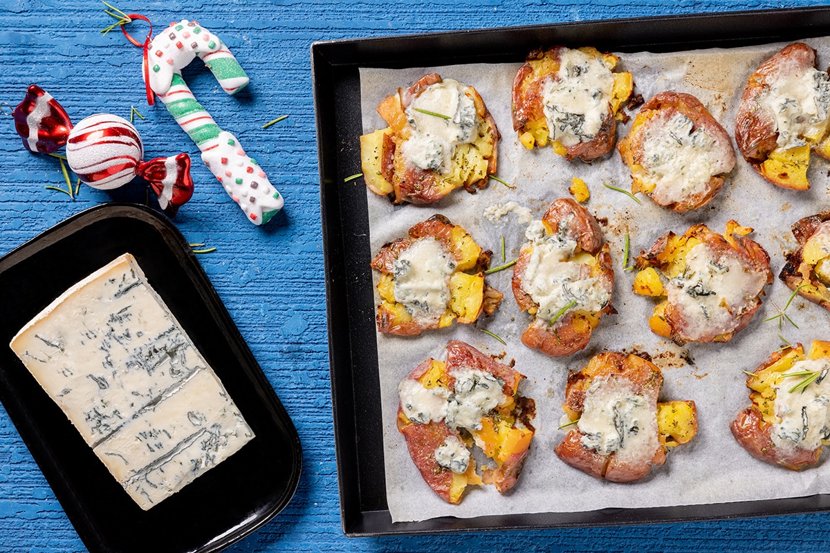 Smashed potatoes con gorgonzola ricetta