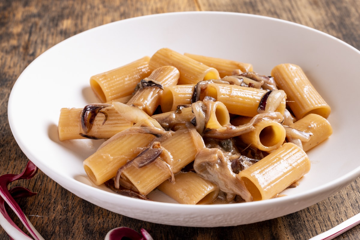 Pasta radicchio e gorgonzola ricetta