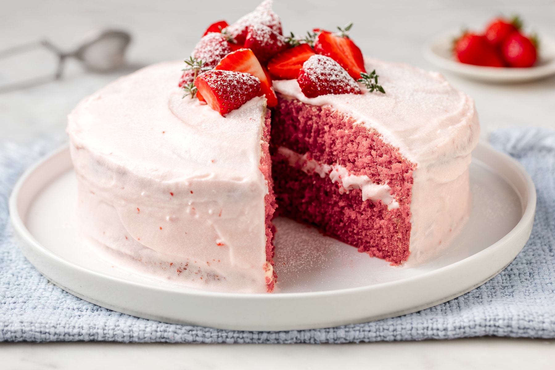 Torta rosa alle fragole ricetta