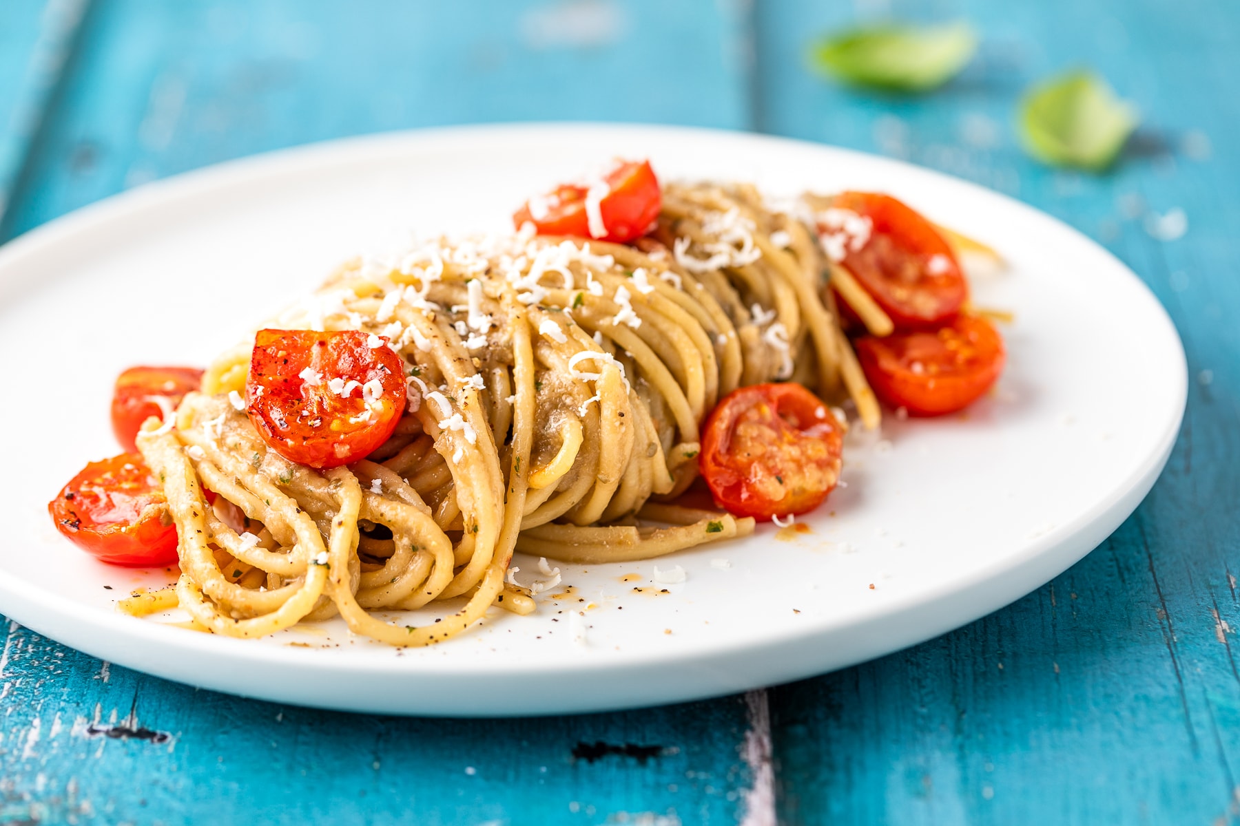 Pasta con crema di melanzane ricetta
