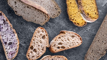 Come si fa il lievito madre in casa. La ricetta e i consigli di Davide Longoni, maestro panificatore