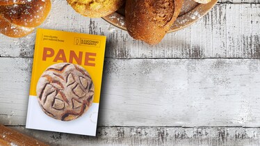 Viva il pane in casa! Nel nuovo volume di Cucchiaio le 100 ricette per volersi bene
